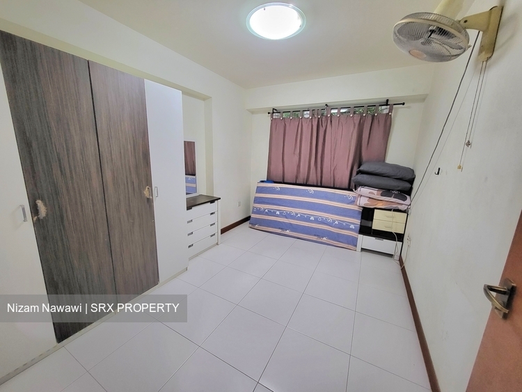 Blk 428B Floral Spring @ Yishun (Yishun), HDB 4 Rooms #352013861